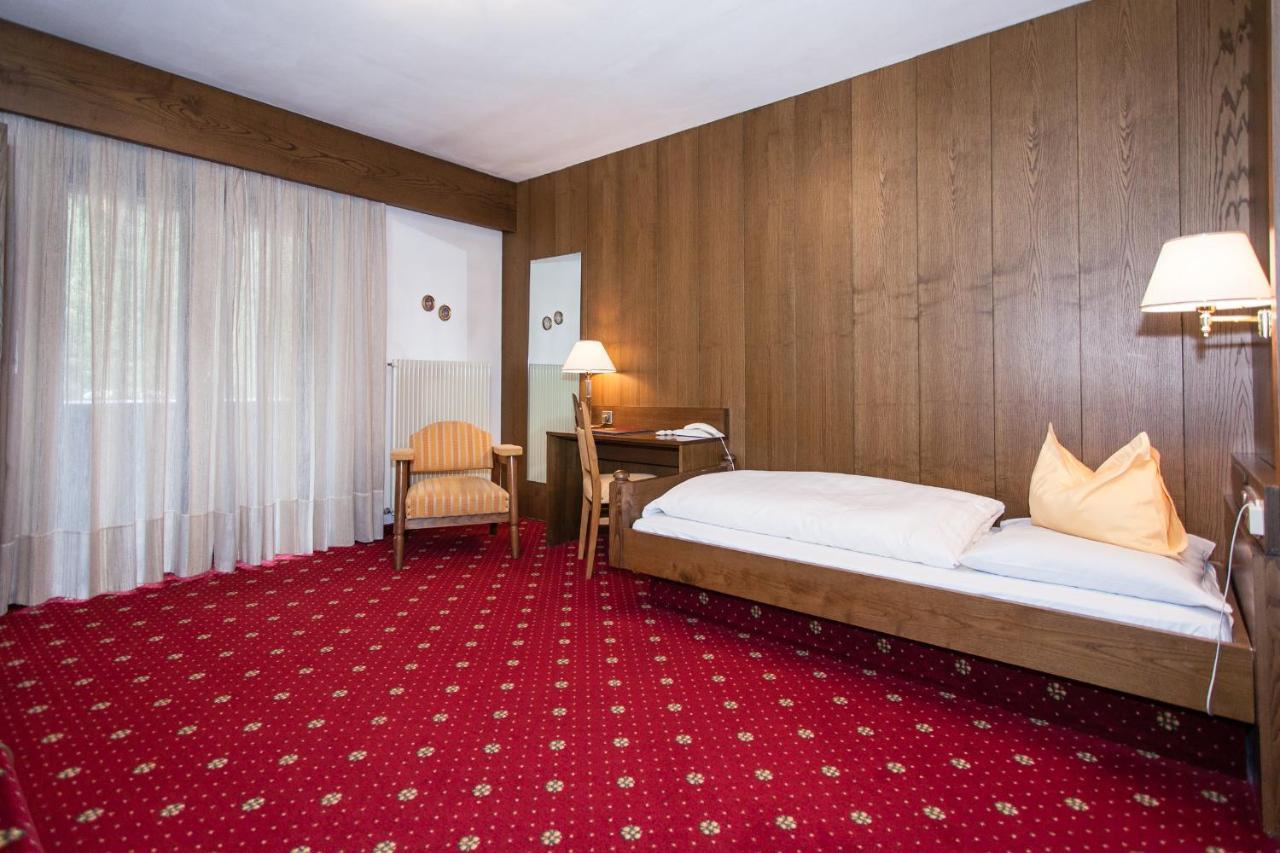 Hotel Am Wolfgrubenersee 소프라볼차노 외부 사진