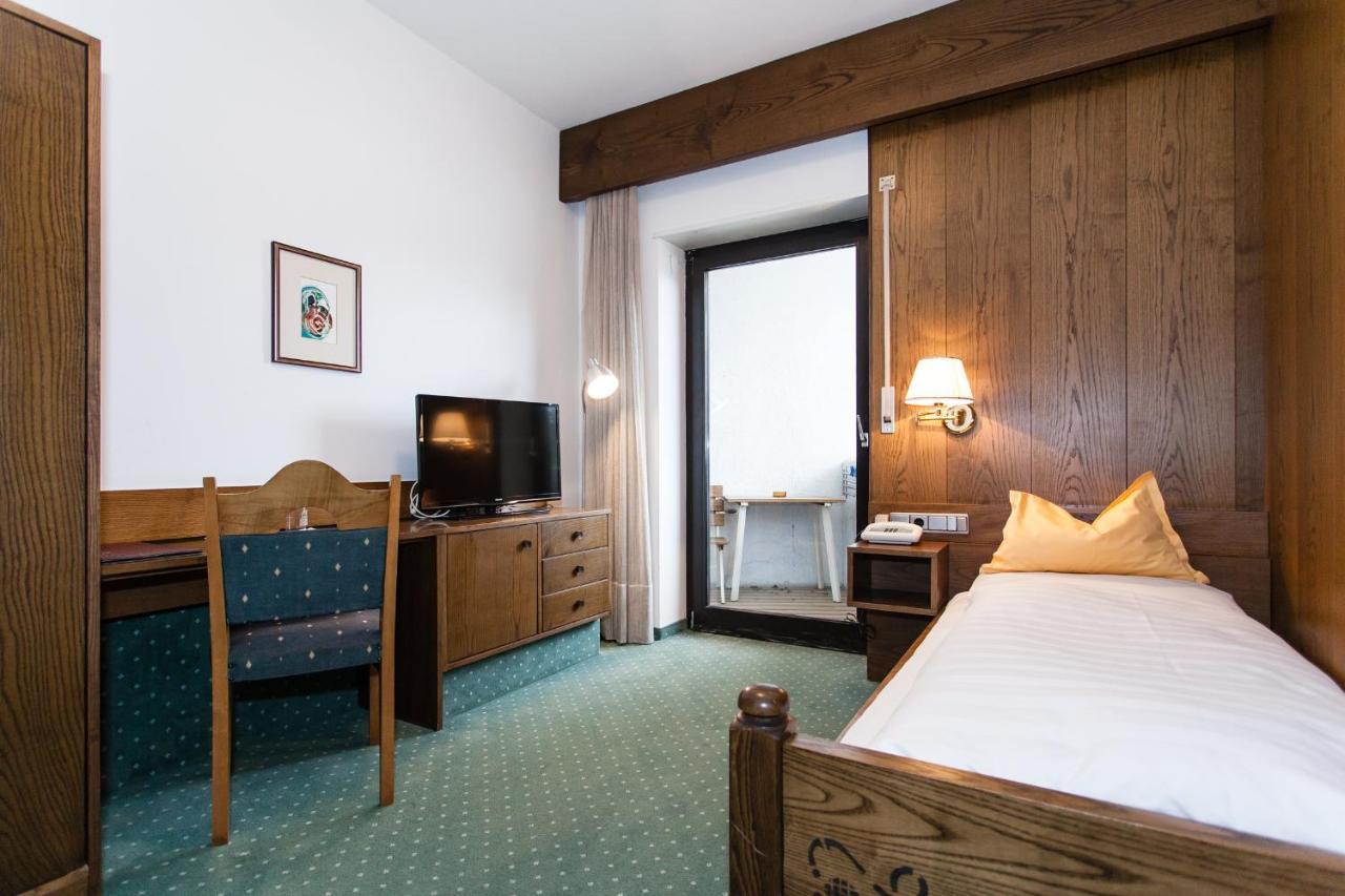 Hotel Am Wolfgrubenersee 소프라볼차노 외부 사진