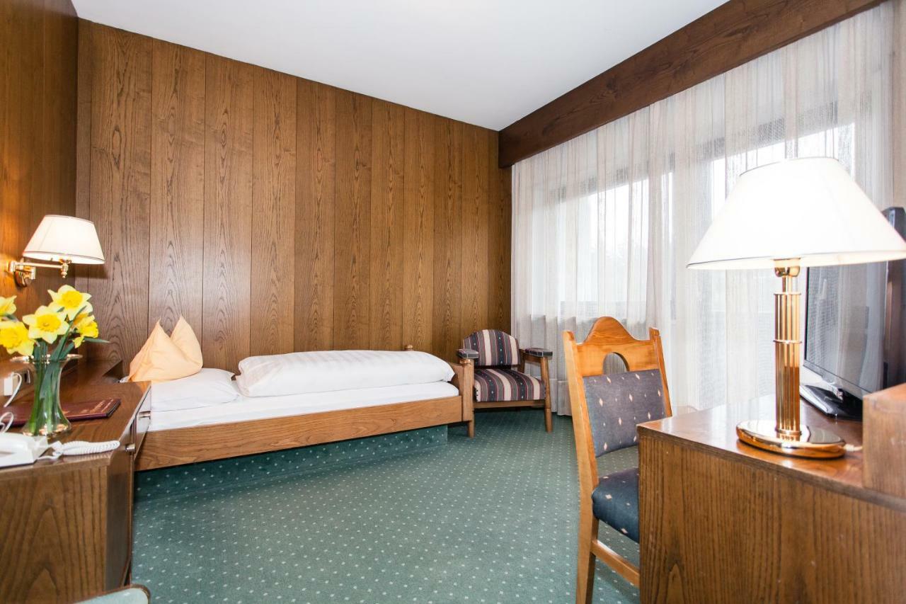 Hotel Am Wolfgrubenersee 소프라볼차노 외부 사진