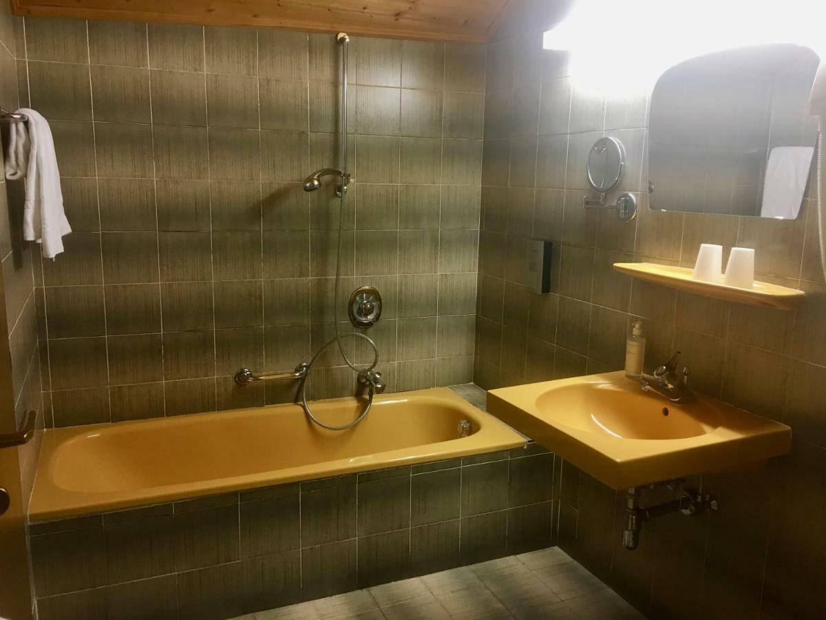 Hotel Am Wolfgrubenersee 소프라볼차노 외부 사진